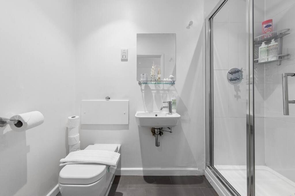 Апартаменты Stylish Sleep6 Flat At Iconic Piccadilly Circusvr6 Лондон Экстерьер фото